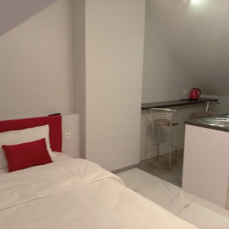 Pure Apartments Vip 5 Lviv Exterior photo